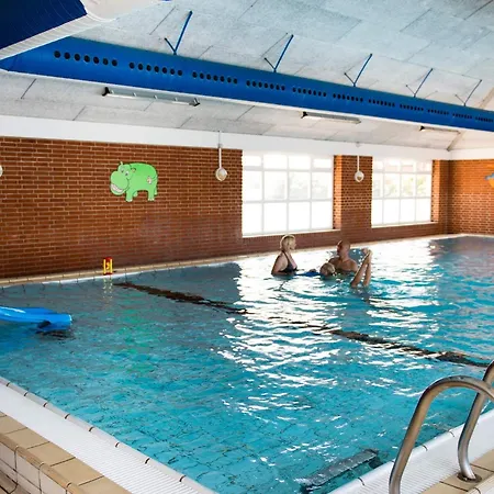 4 Person In Romo-by Traum * Sønderby