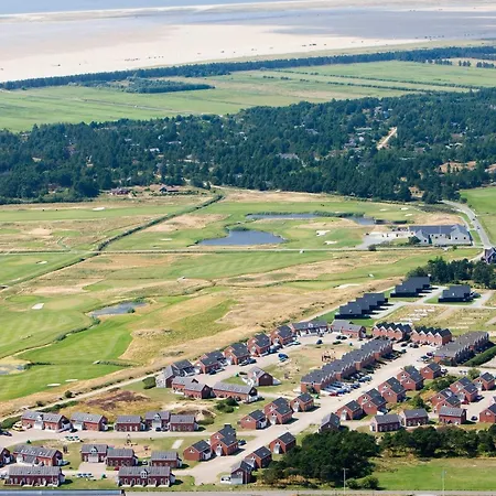 4 Person In Romo-by Traum *